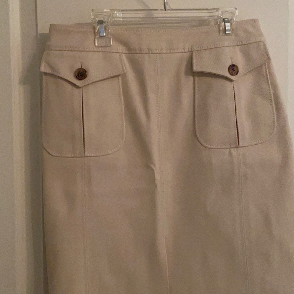 Valentino knee length skirt with split on back